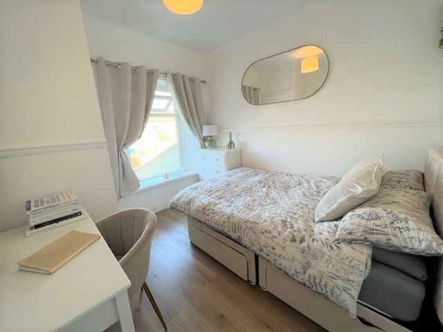 Additional image 12 of 2 bed property to rentWilliam Street, Caerphilly CF83