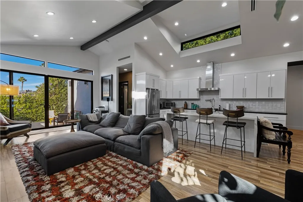 Additional image 7 of 17929 Martha Street, Encino, CA 91316