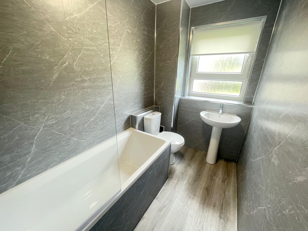 Additional image 8 of 2 bed flat to rentGlebe Street, Hamilton ML3