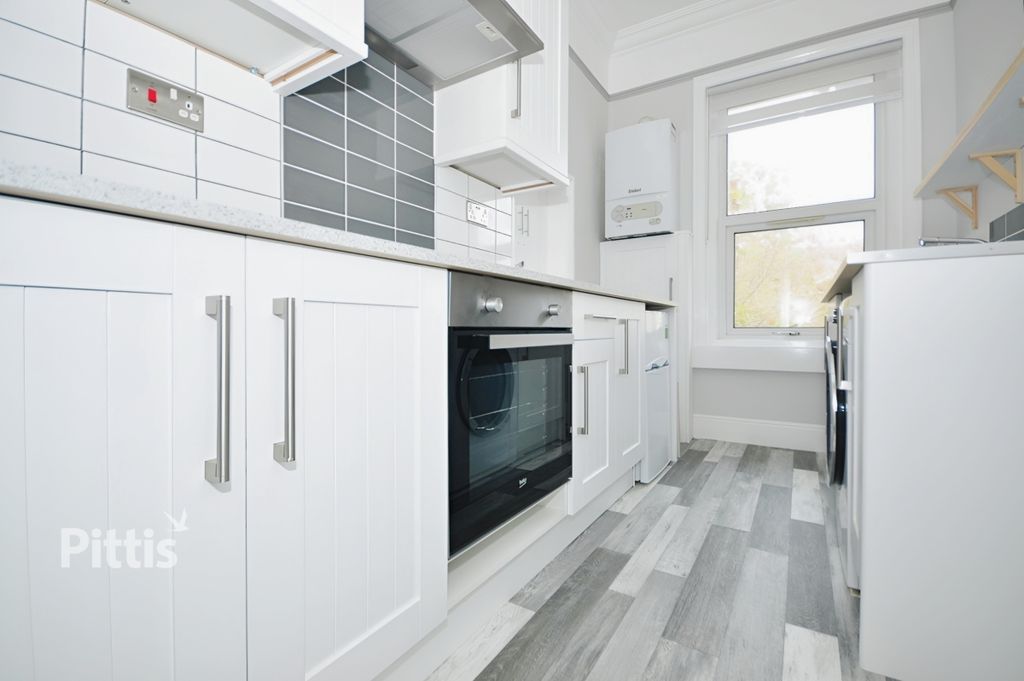 Additional image 2 of 1 bed flat to rentStation Avenue, Sandown PO36