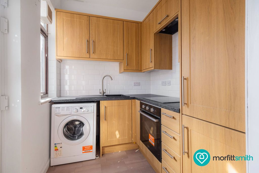 Additional image 5 of 3 bed semi-detached house to rentGarry Road, Hillsborough, Sheffield S6
