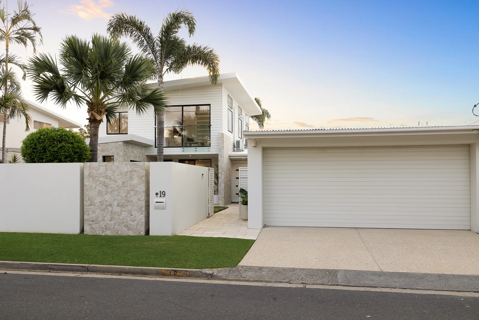 Additional image 6 of 19 Key West, Broadbeach Waters QLD 4218