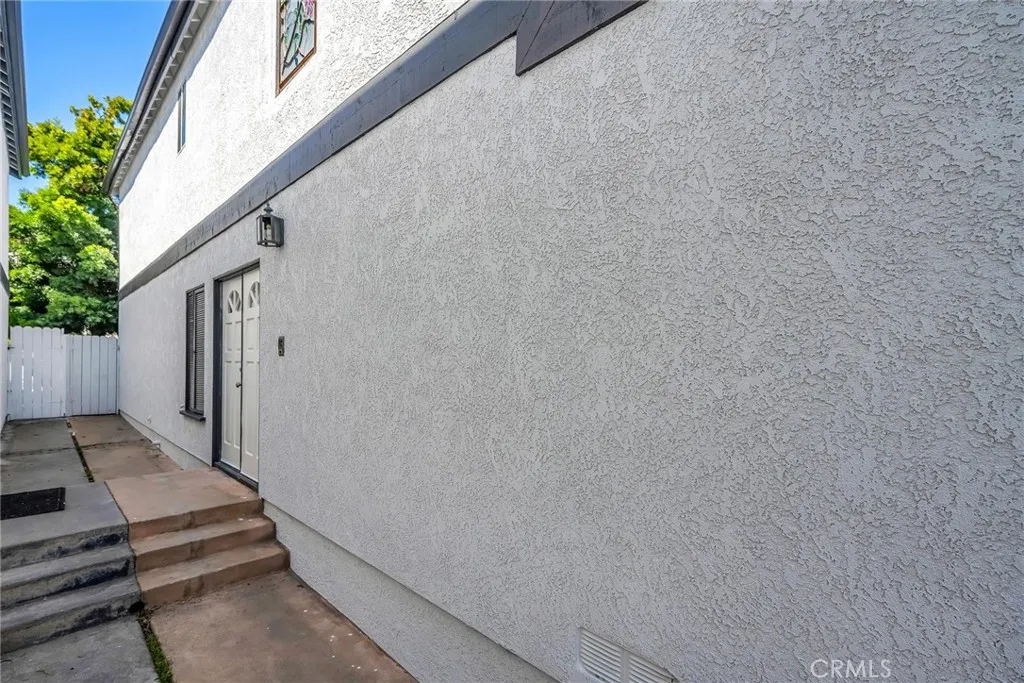 Additional image 3 of 1731 Spreckels Lane, Redondo Beach, CA 90278