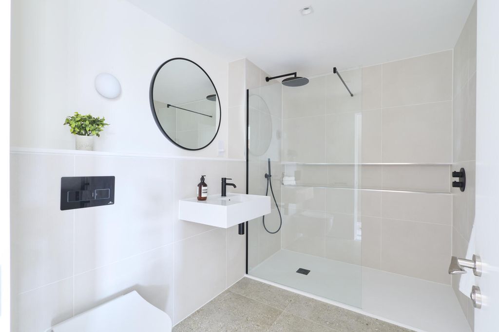 Additional image 13 of 4 bed flat to rentFlat 6, Hills Road, Cambridge CB2