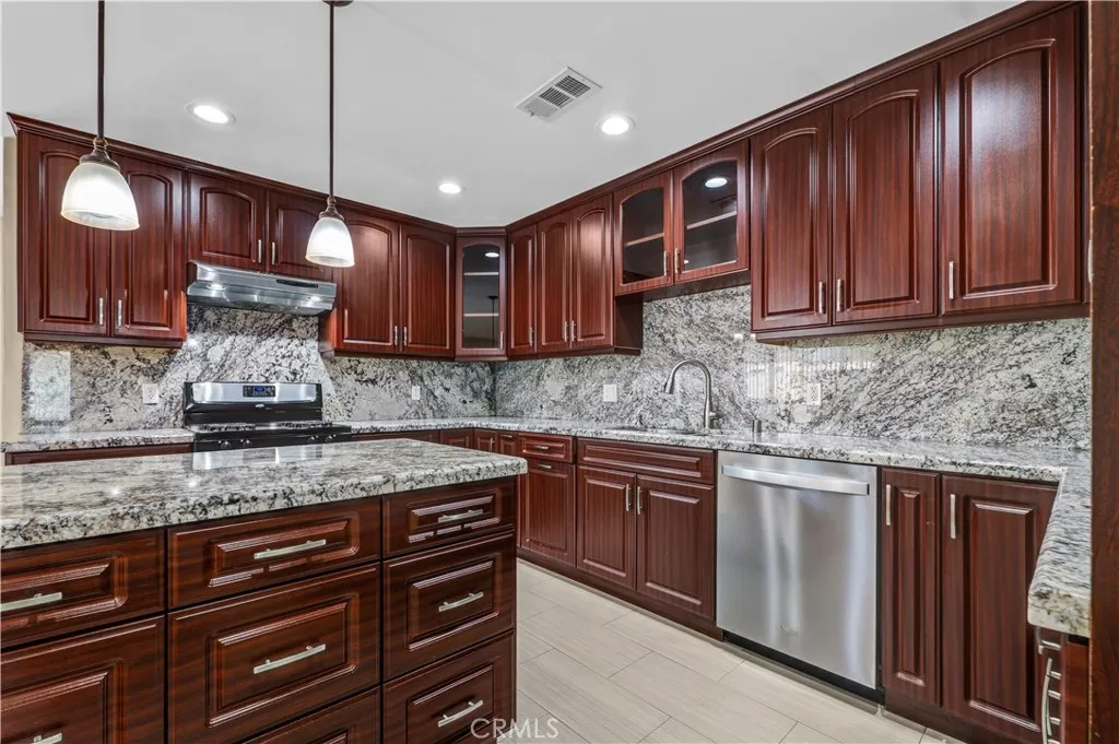 Additional image 12 of 12731 Victory Blvd, North Hollywood, CA 91606