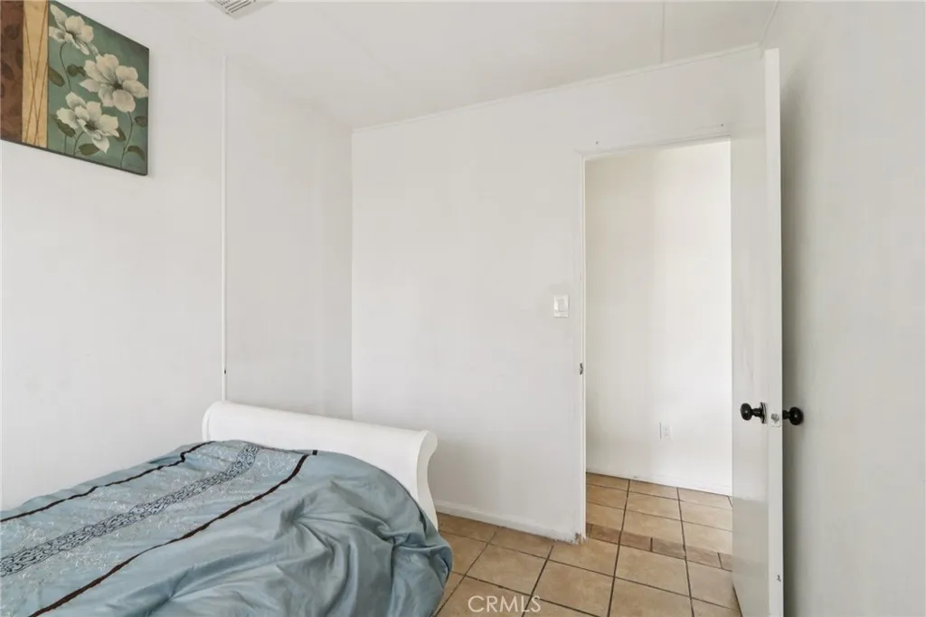 Additional image 14 of 16079 Yarnell Street Unit C27, Sylmar, CA 91342
