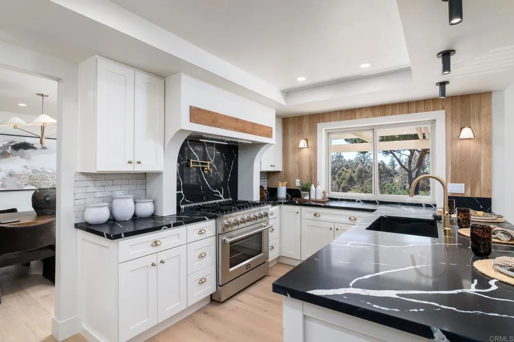 Additional image 18 of 10304 Spruce Grove Ave, San Diego, CA 92131