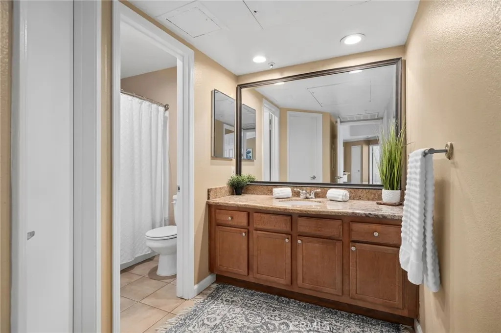 Additional image 16 of 1980 Las Colinas Circle Unit 307, Corona, CA 92879