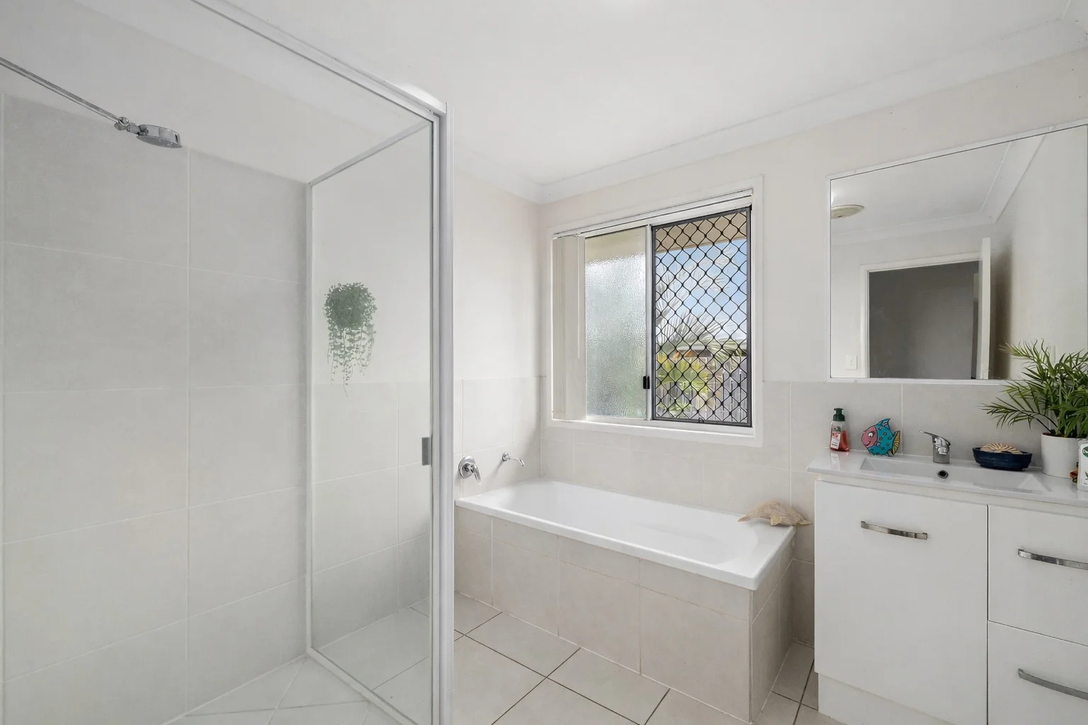 Additional image 4 of 30 Bronco Crescent, Gracemere QLD 4702