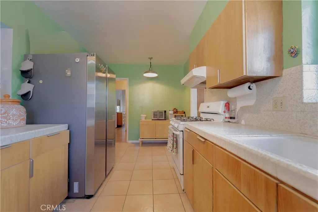 Additional image 9 of 6039 Bartmus Street, Commerce, CA 90040