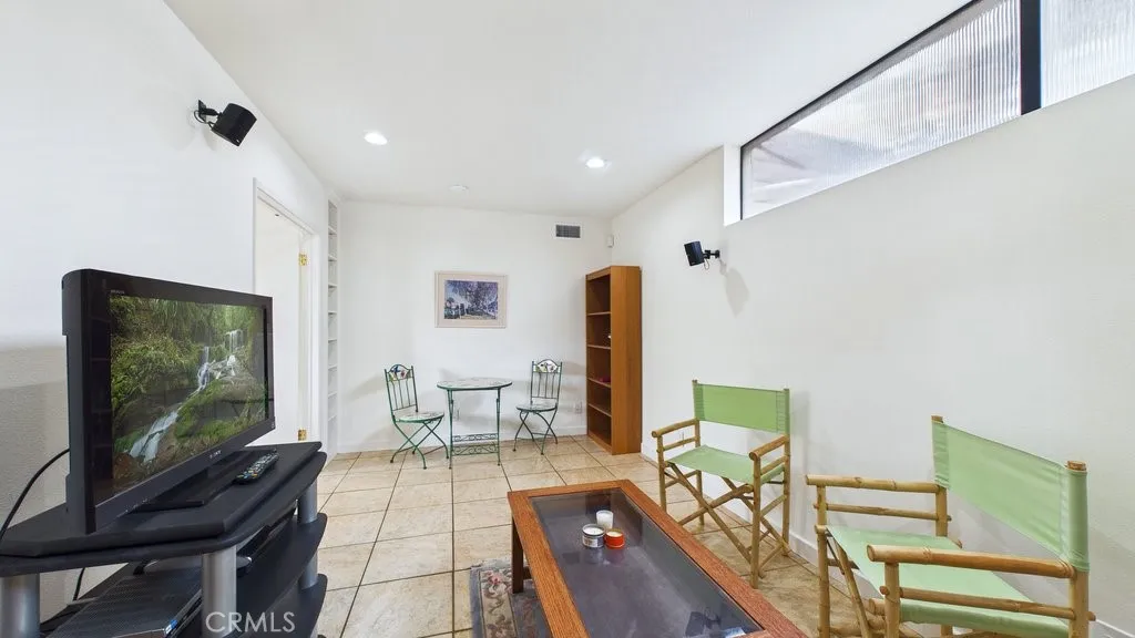 Additional image 76 of 1310 Imperial Drive, Glendale, CA 91207