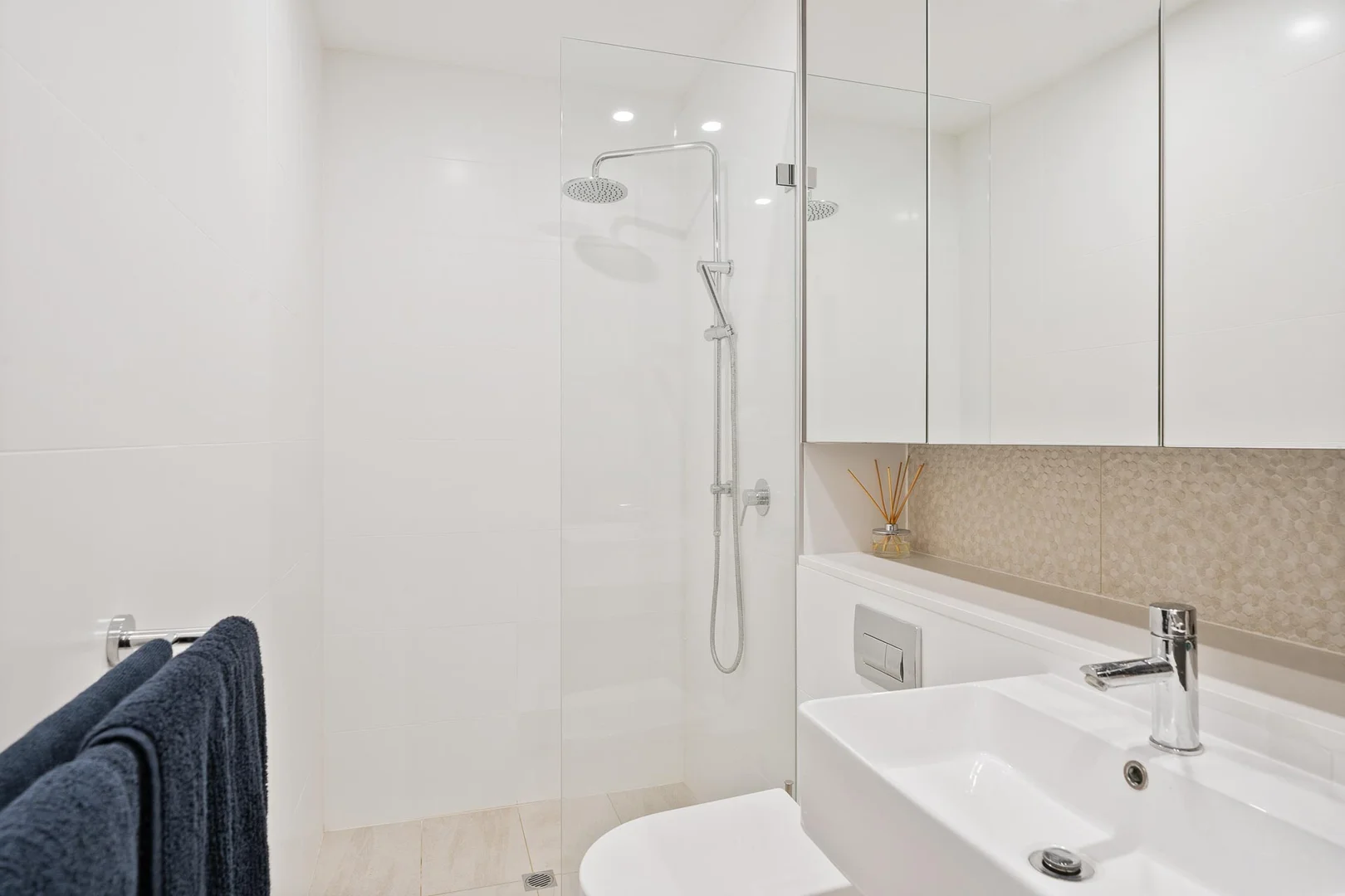 Additional image 21 of 609/105 Stirling Street, Perth WA 6000