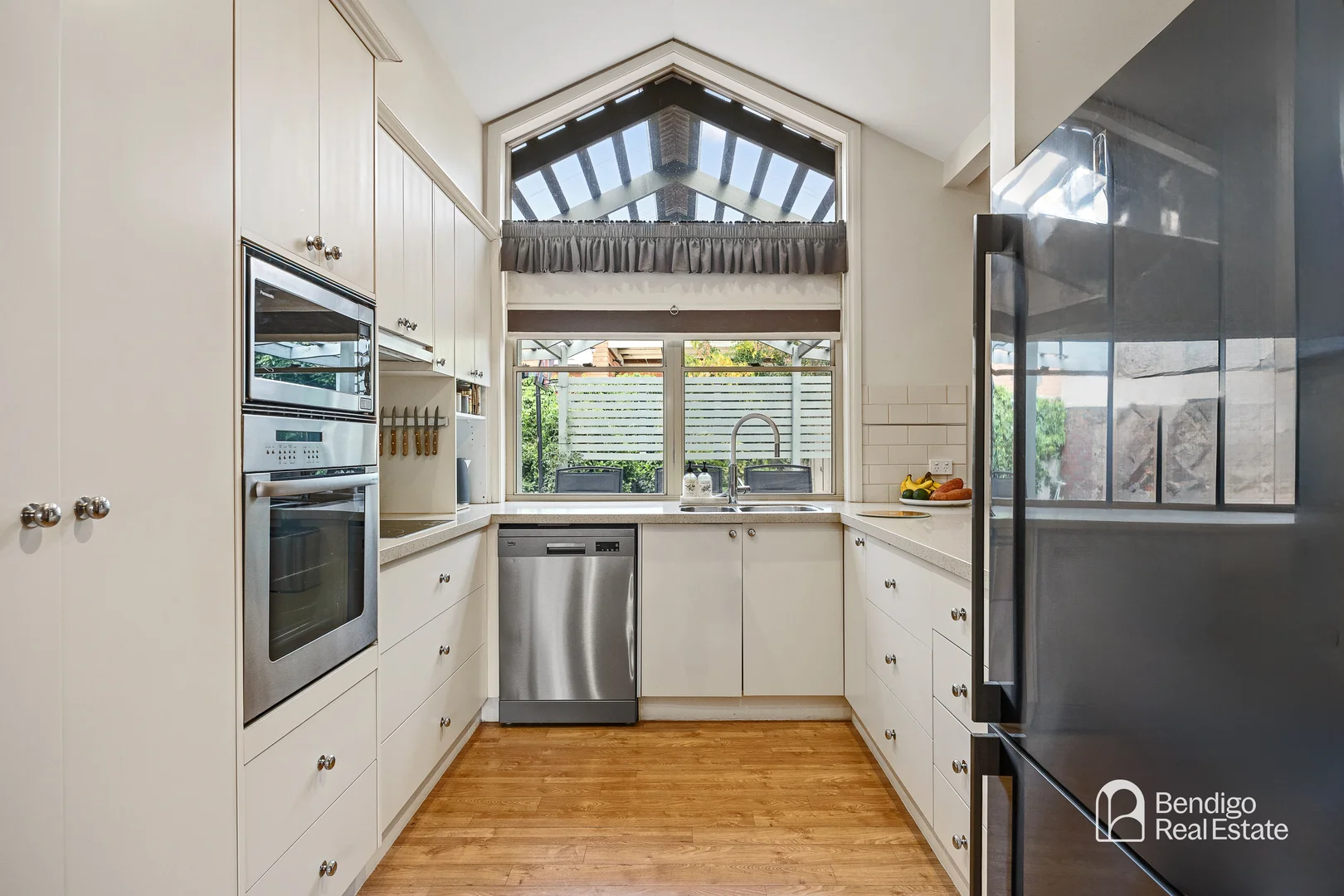 Additional image 3 of 2 Chelsea Boulevard, Strathdale VIC 3550