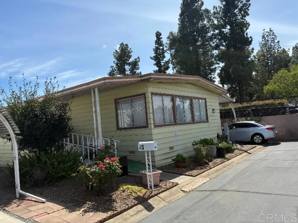 Additional image 3 of 2280 E Valley Pkwy Unit 43, Escondido, CA 92027