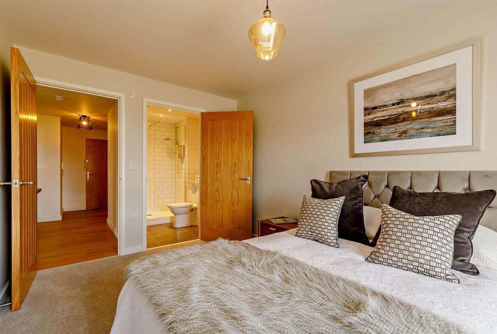 Additional image 8 of 2 bed flat to rentSpa Villas, Matlock Spa, Matlock DE4