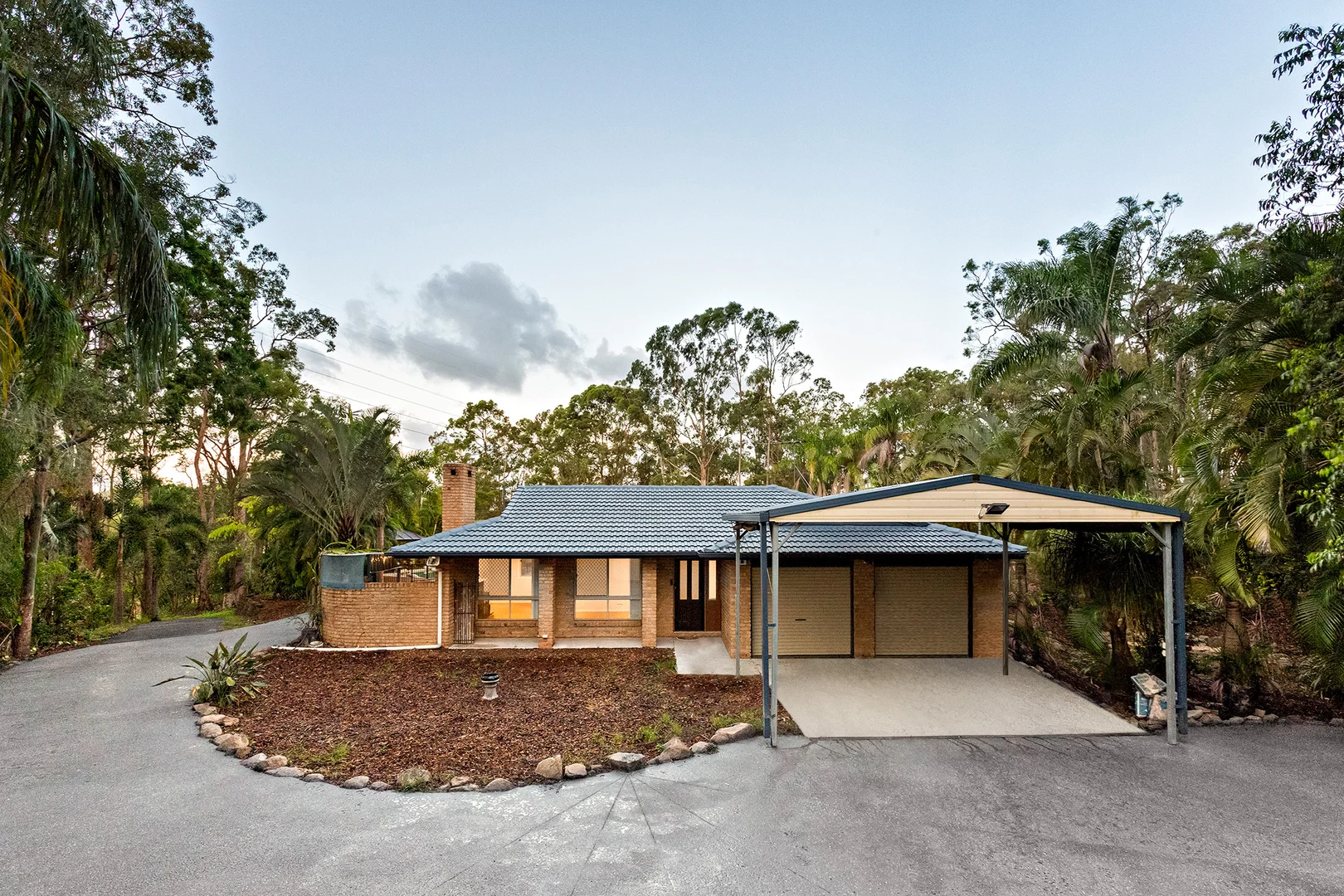 14 Starling Street, Warner QLD 4500 photo 2