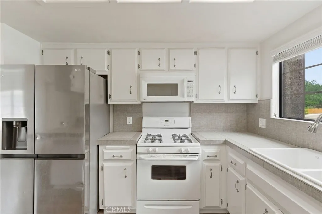 Additional image 45 of 7705 Gallup Dr, Bakersfield, CA 93309