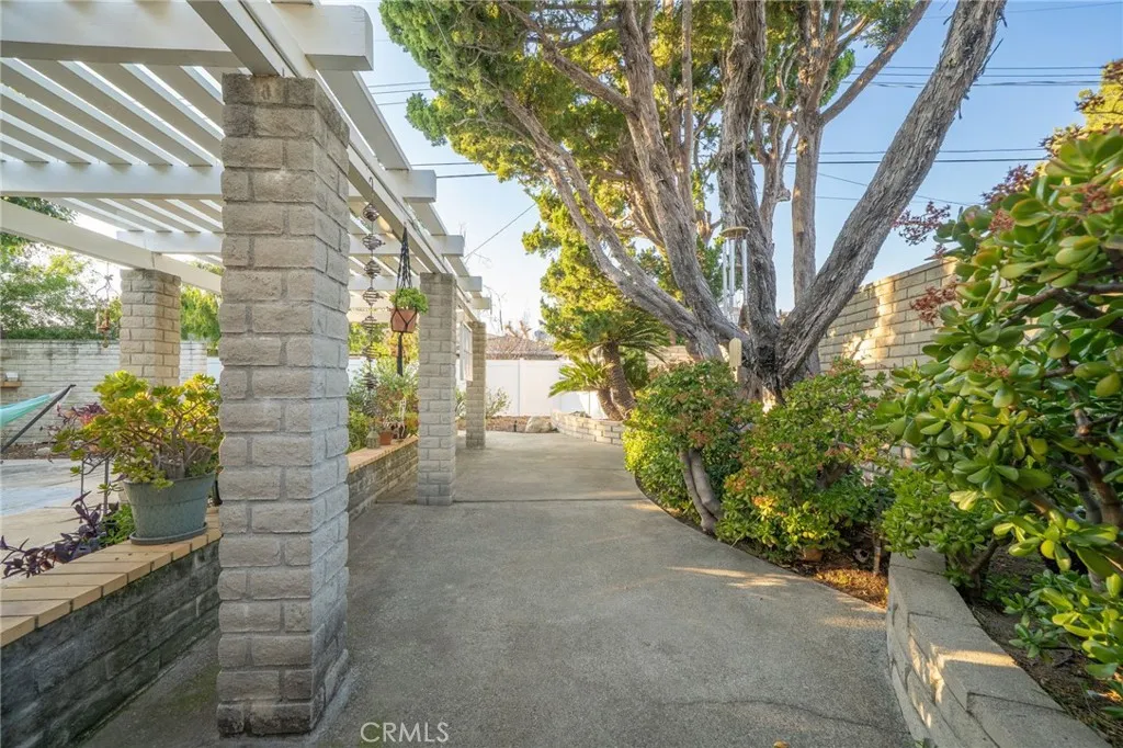 Additional image 89 of 897 Ottawa Drive, Claremont, CA 91711