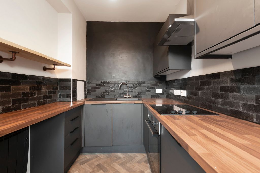 Additional image 2 of 1 bed flat to rentSt. Margarets Road, Cheltenham GL50