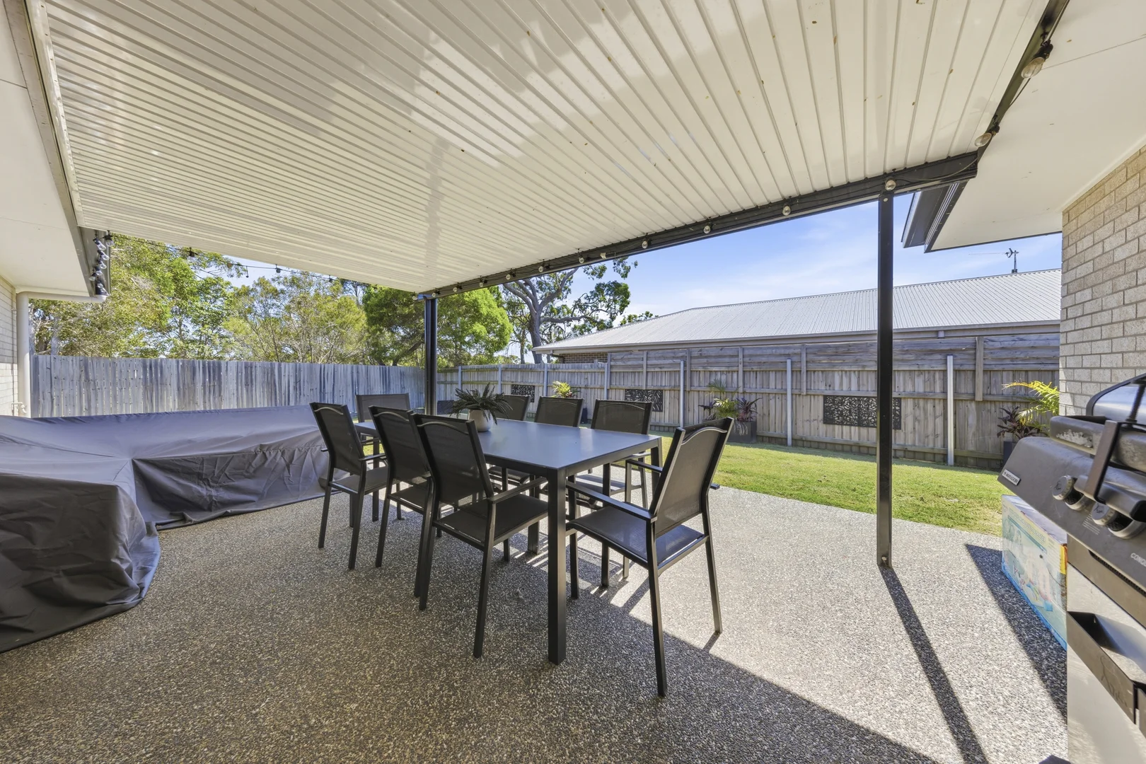 Additional image 22 of 24 Bradman Way, Urangan QLD 4655