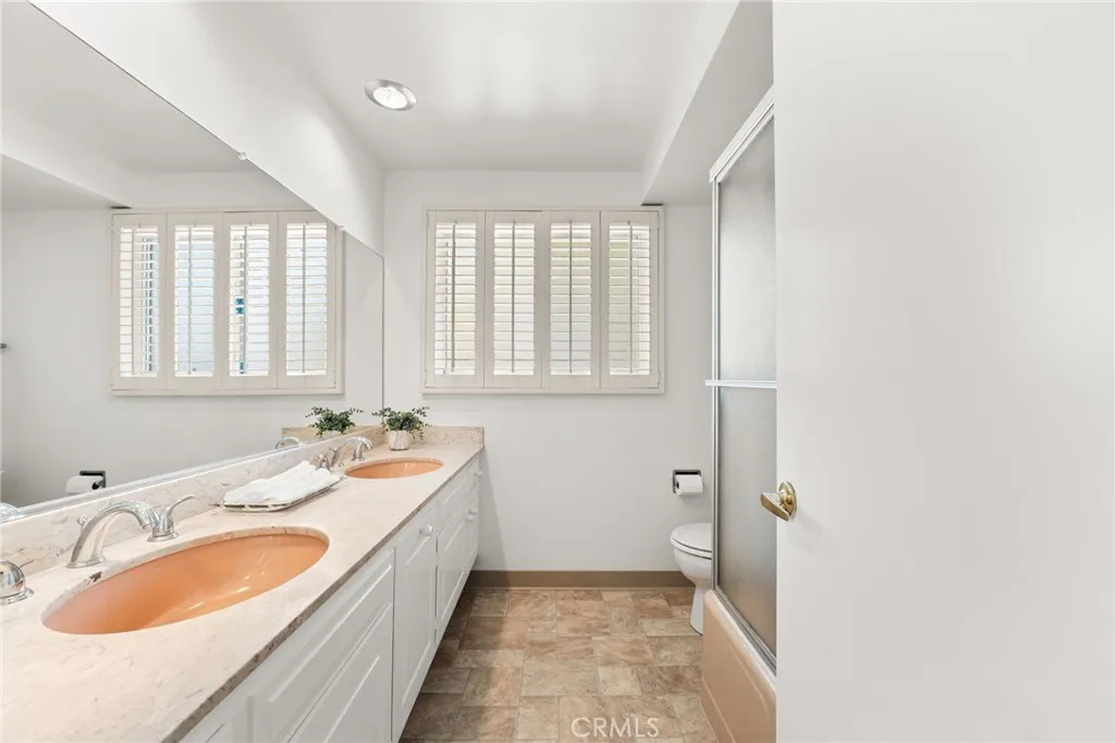 Additional image 86 of 7970 E Ring Street, Long Beach, CA 90808