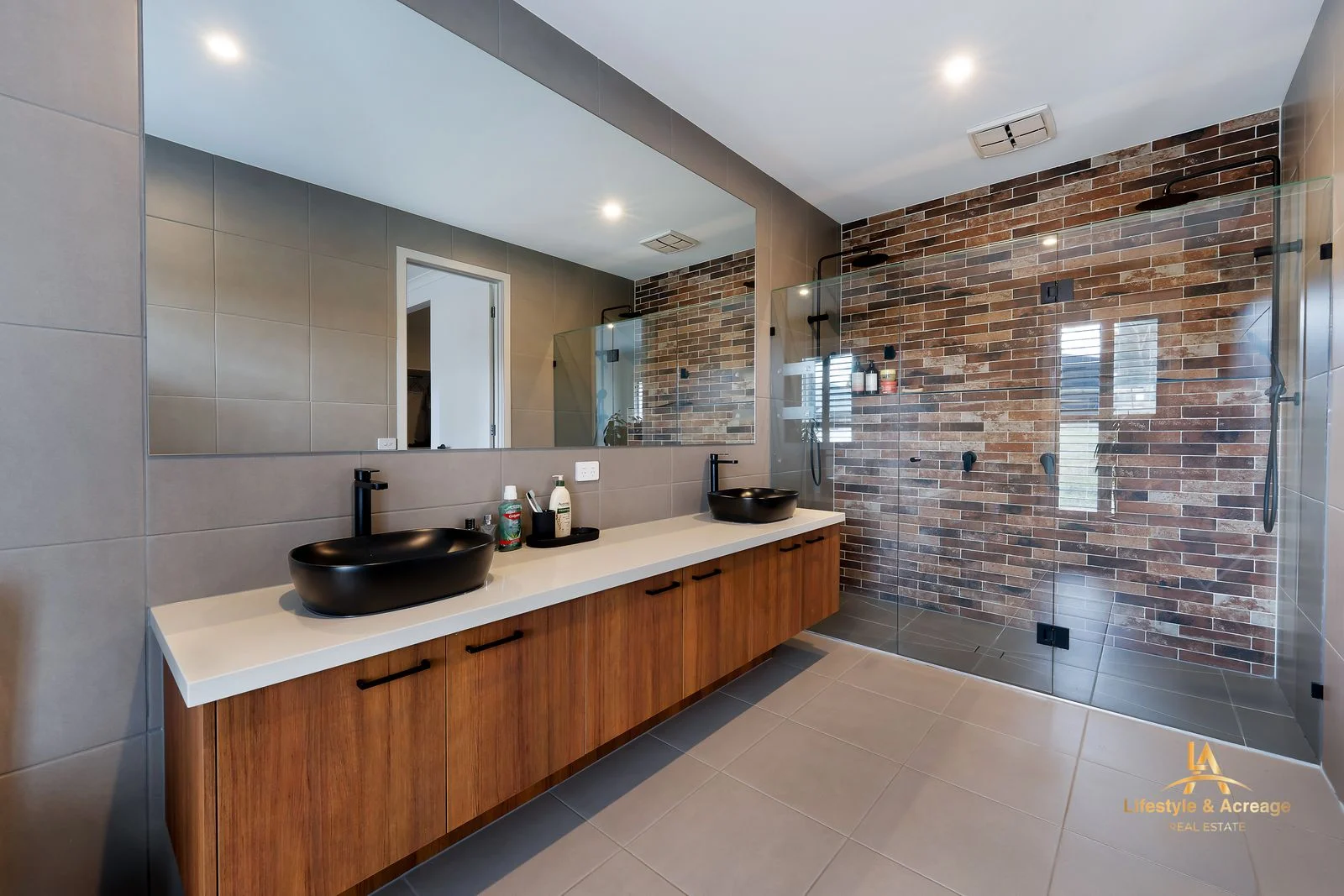 Additional image 8 of 26 ROYAL PINES DRIVE, Drouin VIC 3818