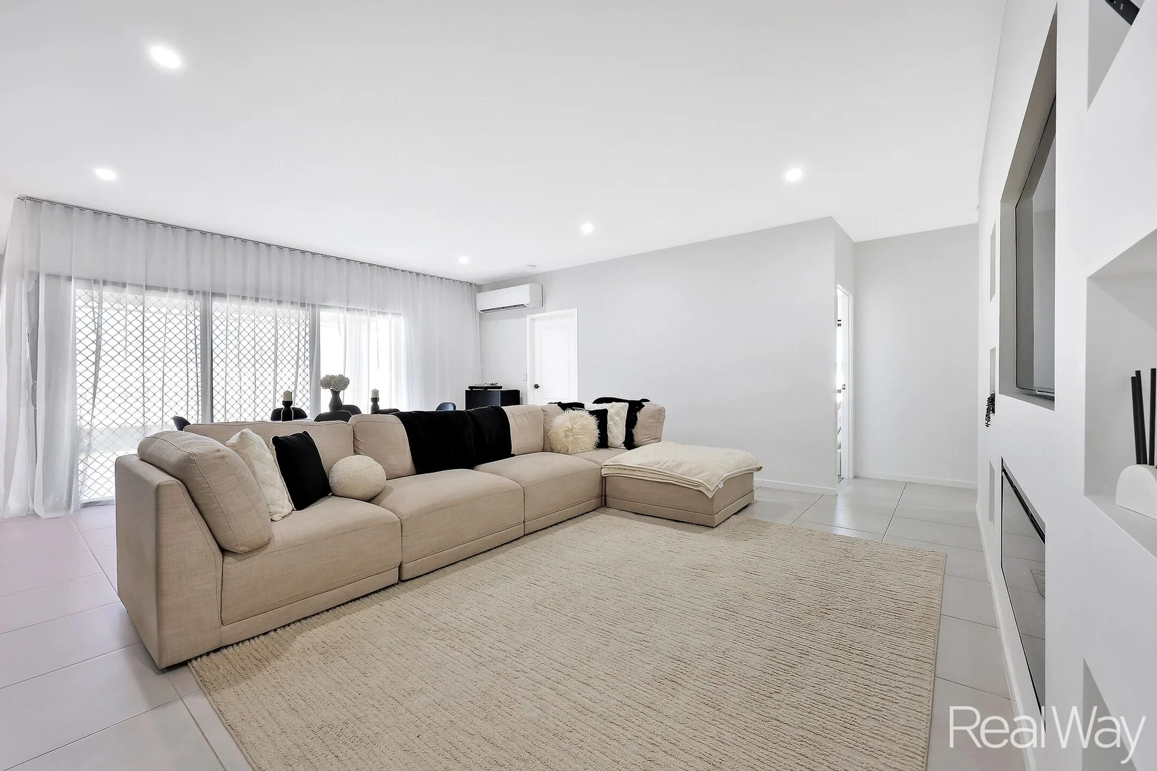 Additional image 11 of 1 Stapleton Avenue, Innes Park QLD 4670