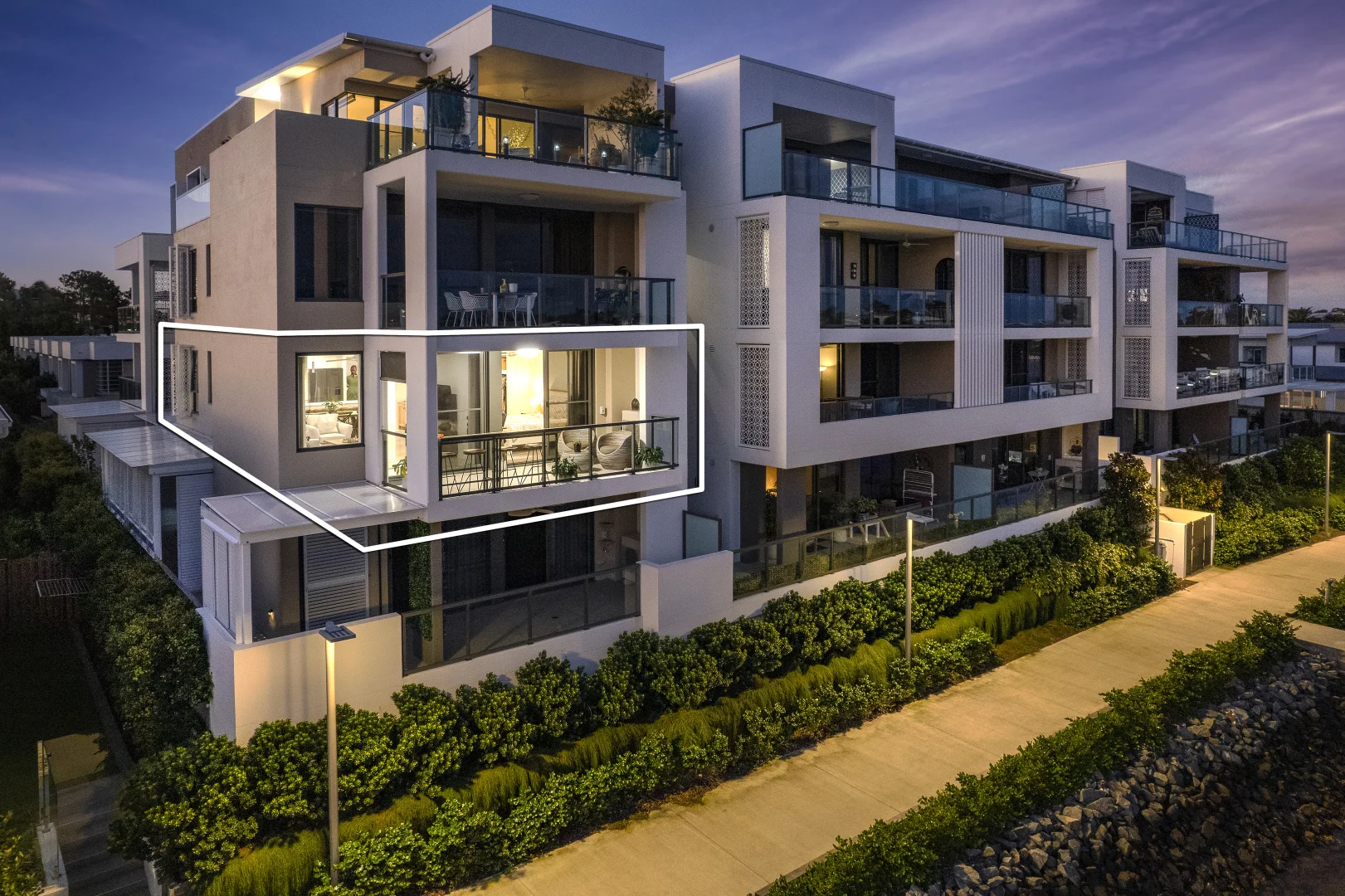 114/37 Sickle Avenue, Hope Island QLD 4212