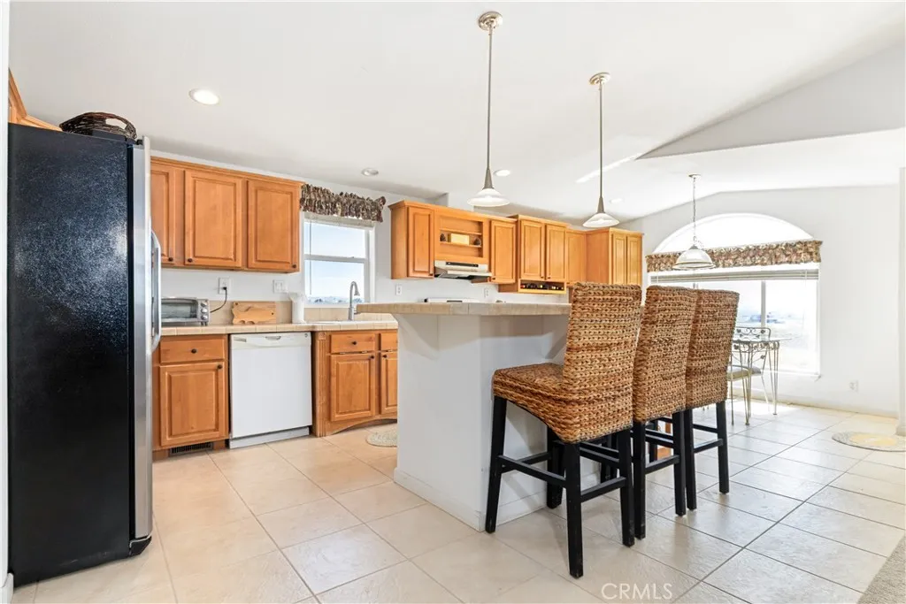 Additional image 106 of 1876 Rancho Lomas Way, San Miguel, CA 93451