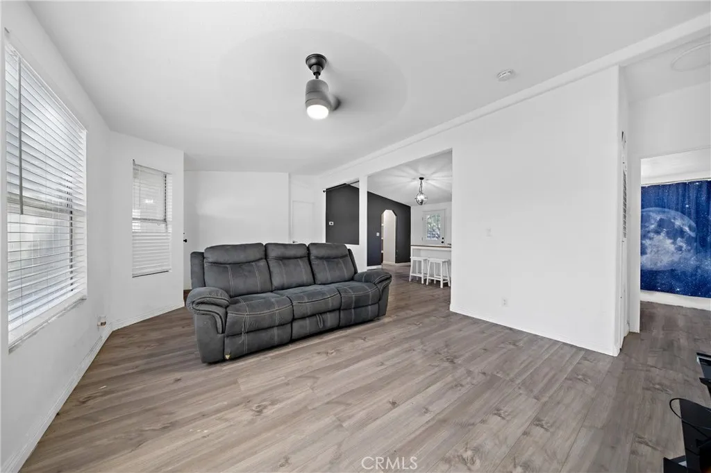 Additional image 7 of 28025 Dakota Dr, Menifee, CA 92587