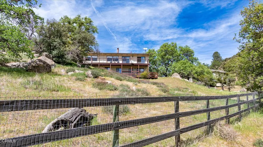 Additional image 56 of 25900 Columbia Way, Tehachapi, CA 93561