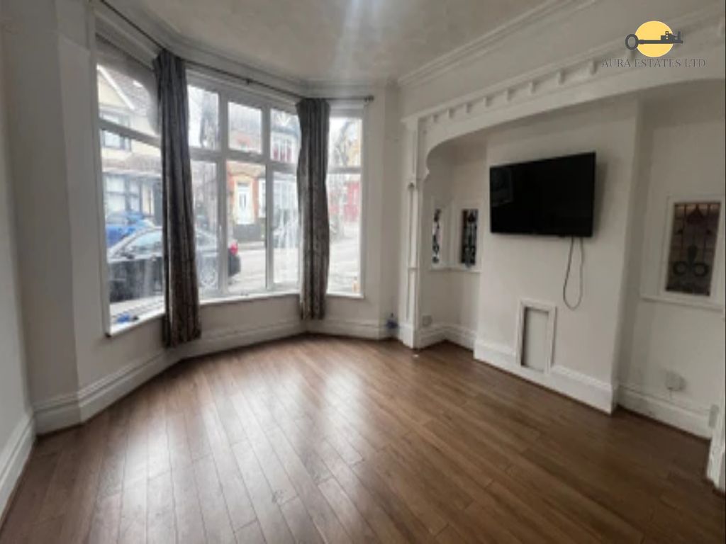 Additional image 6 of 6 bed shared accommodation to rentWestbourne Road, Luton LU4