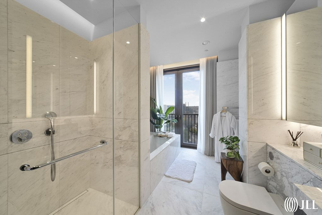 Additional image 8 of 6 bed flat to rentOak Lane, London SW8