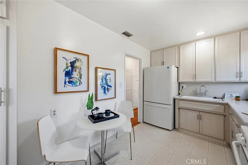 Additional image 10 of 1911 Snowden Ave, Long Beach, CA 90815