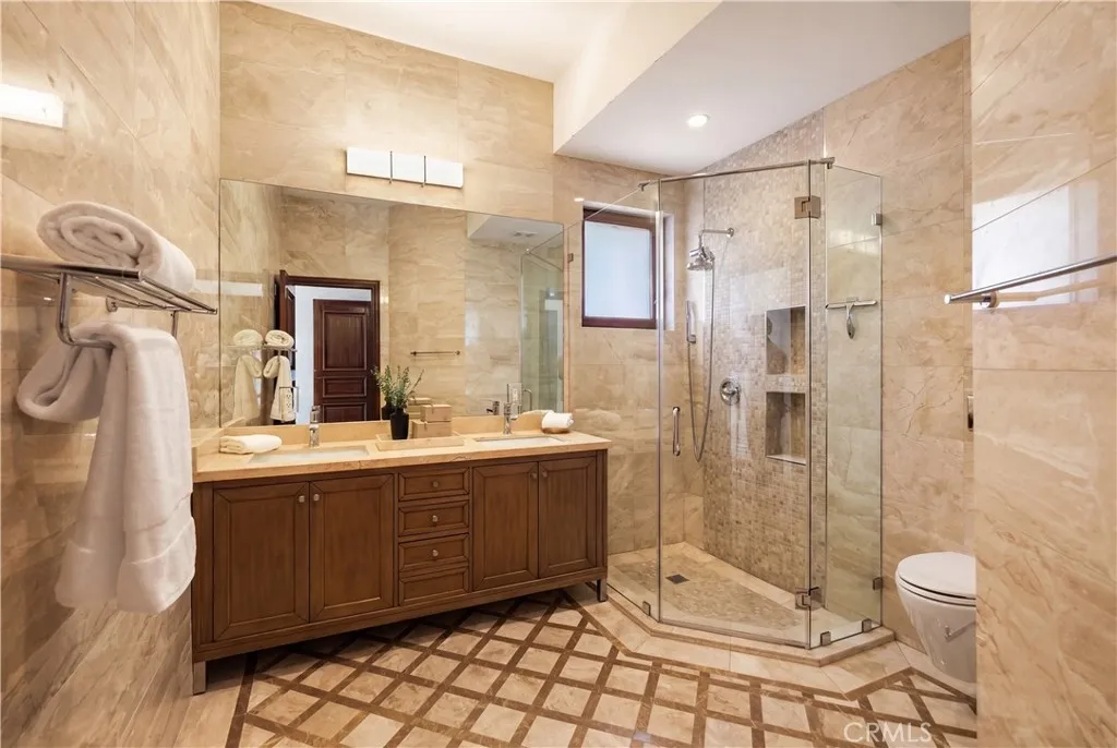 Additional image 23 of 2027 Santiago Dr, Newport Beach, CA 92660
