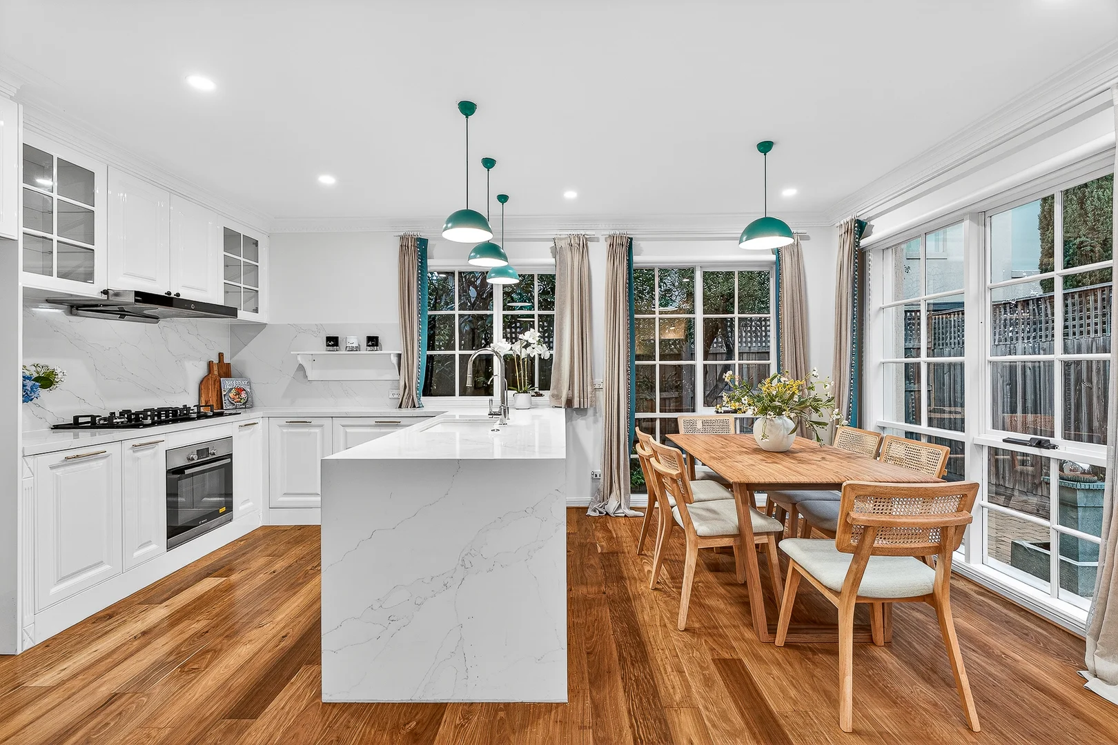 Additional image 6 of 2/5 Sevenoaks Street, Balwyn VIC 3103