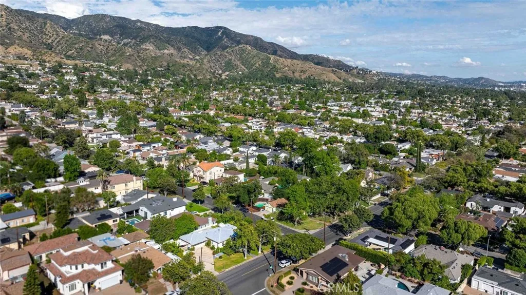Additional image 39 of 820 S Kenneth, Burbank, CA 91501
