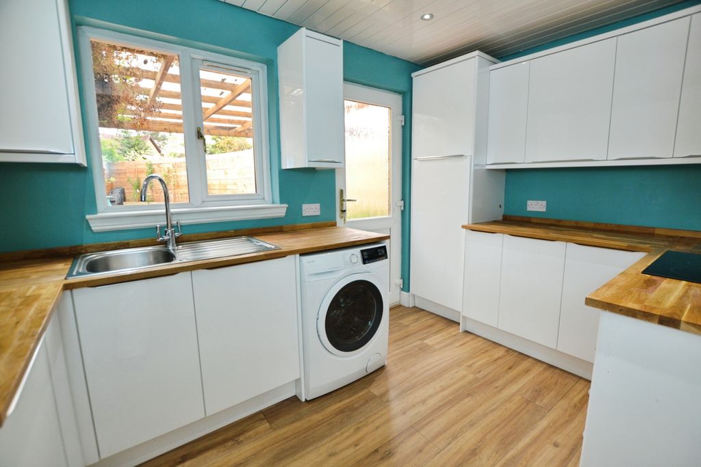 Additional image 4 of 2 bed semi-detached house to rentUpper Craigour, Edinburgh EH17