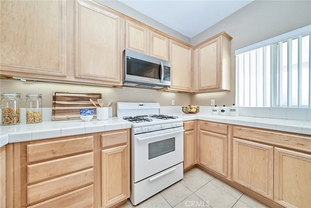 Additional image 17 of 16717 Hastings Pl, Victorville, CA 92395