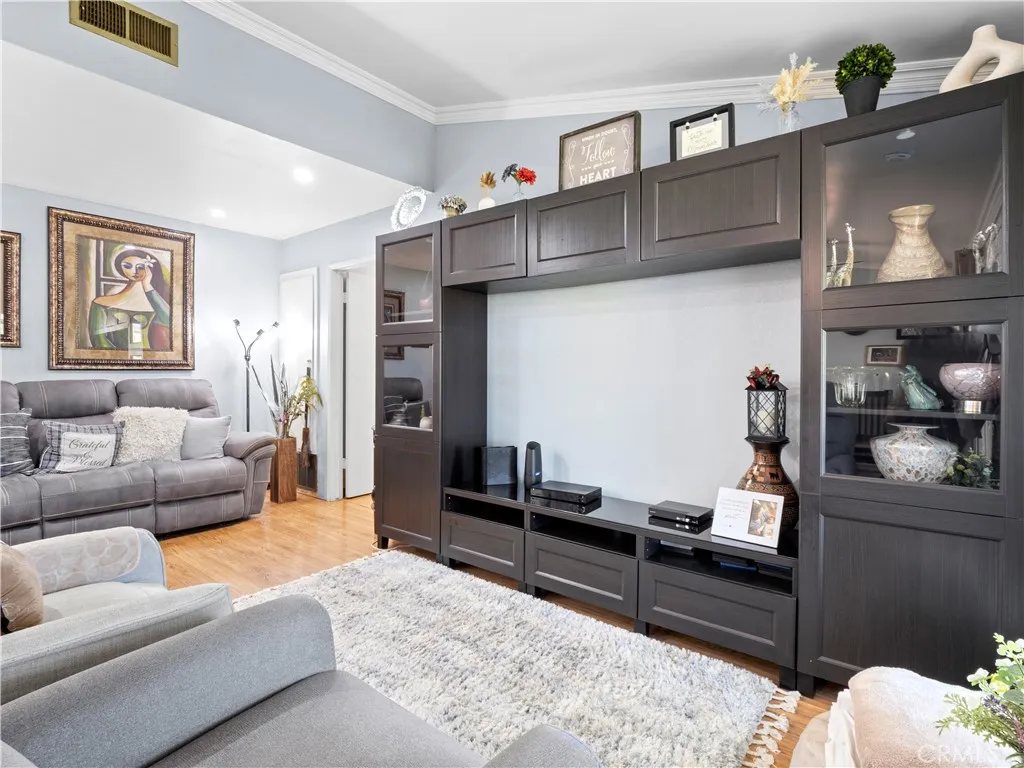 Additional image 37 of 26835 Avenue Of The Oaks Unit B, Newhall, CA 91321