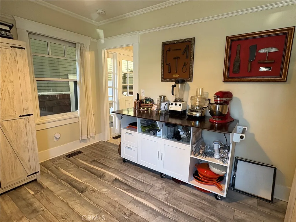 6025 E Ocean Blvd, Long Beach, CA 90803