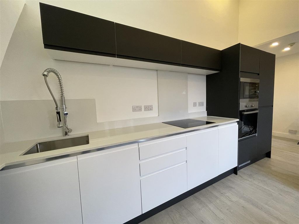 Additional image 3 of 2 bed flat to rentNinian Road, Cardiff CF23