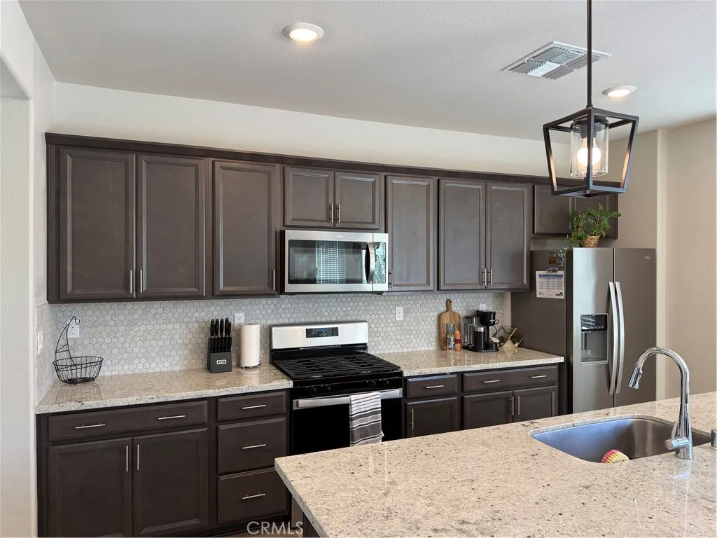 Additional image 29 of 855 Helmsley Dr, Vacaville, CA 95687