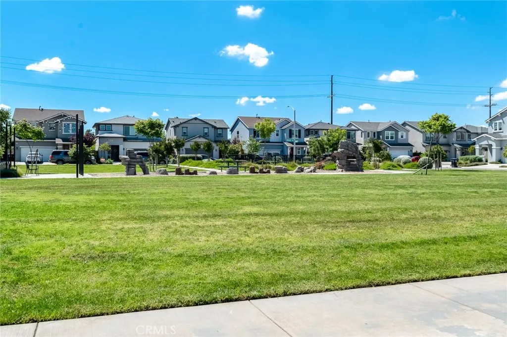 Additional image 60 of 3049 N Dudley St, Visalia, CA 93291