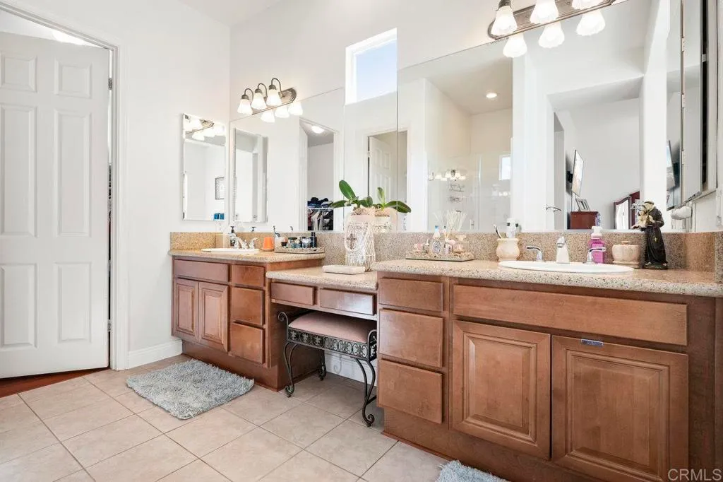 Additional image 30 of 27051 Toyon Ridge Trail, Valley Center, CA 92082