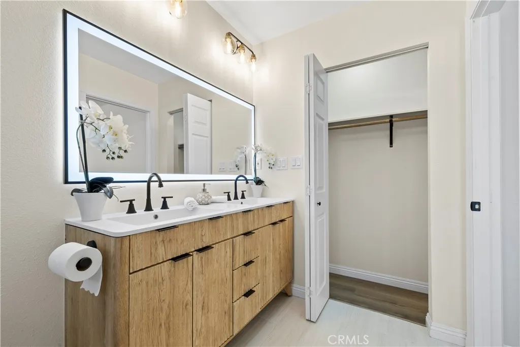 Additional image 21 of 1019 S Hickory St, Santa Ana, CA 92701