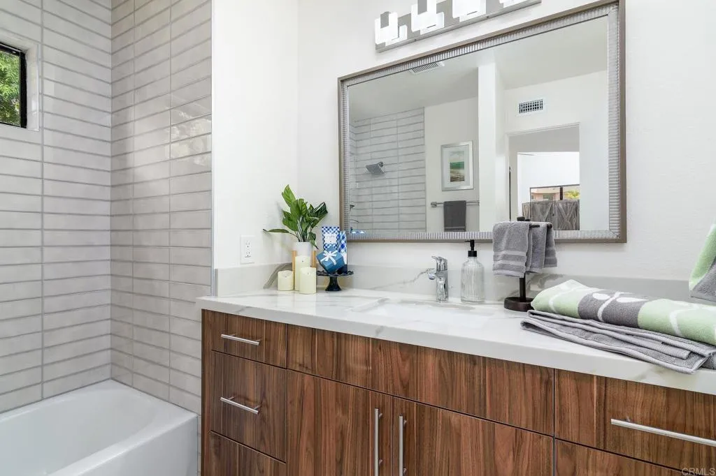 Additional image 93 of 6105 Avenida Chamnez, La Jolla, CA 92037