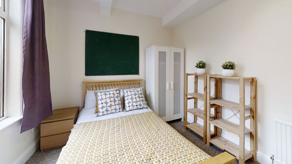 Additional image 7 of 6 bed shared accommodation to rentThompson Road, Sheffield S11