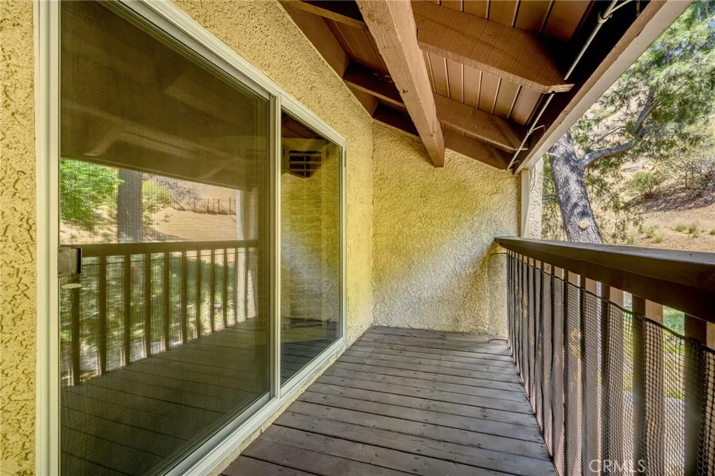 Additional image 53 of 9555 Via Venezia, Burbank, CA 91504