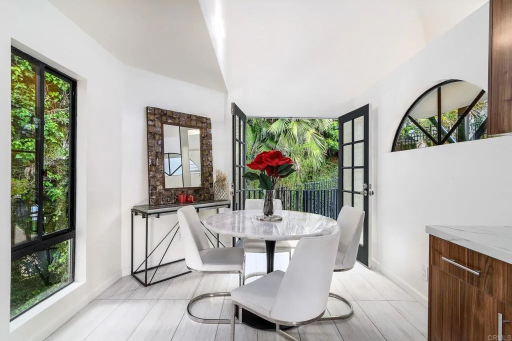 Additional image 70 of 6105 Avenida Chamnez, La Jolla, CA 92037